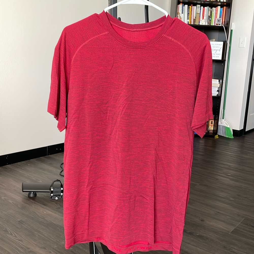 A red, medium, lululemon metal vent